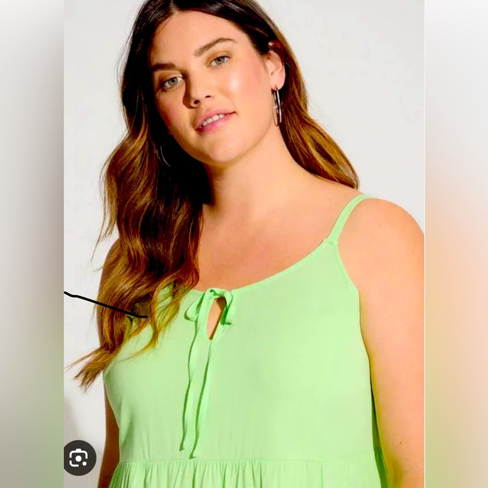 Torrid NWT 2x green tiered cami